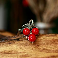 Бижутерия для осени: искусство гармонии с ускользающей природой